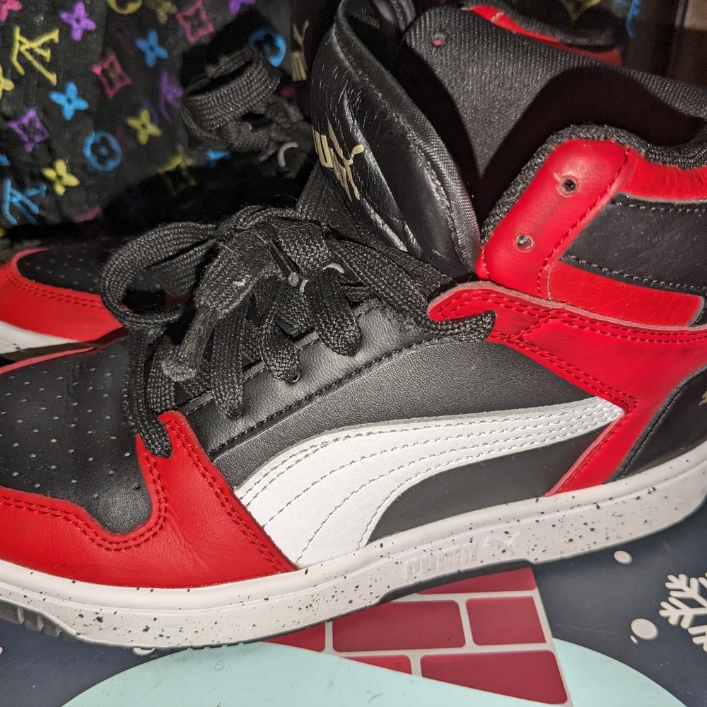 Rebound Layup 'Speckle-Black High Risk Red